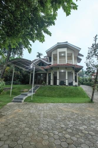 Sewa Villa VILLA PUNCAK - Villa Atikah